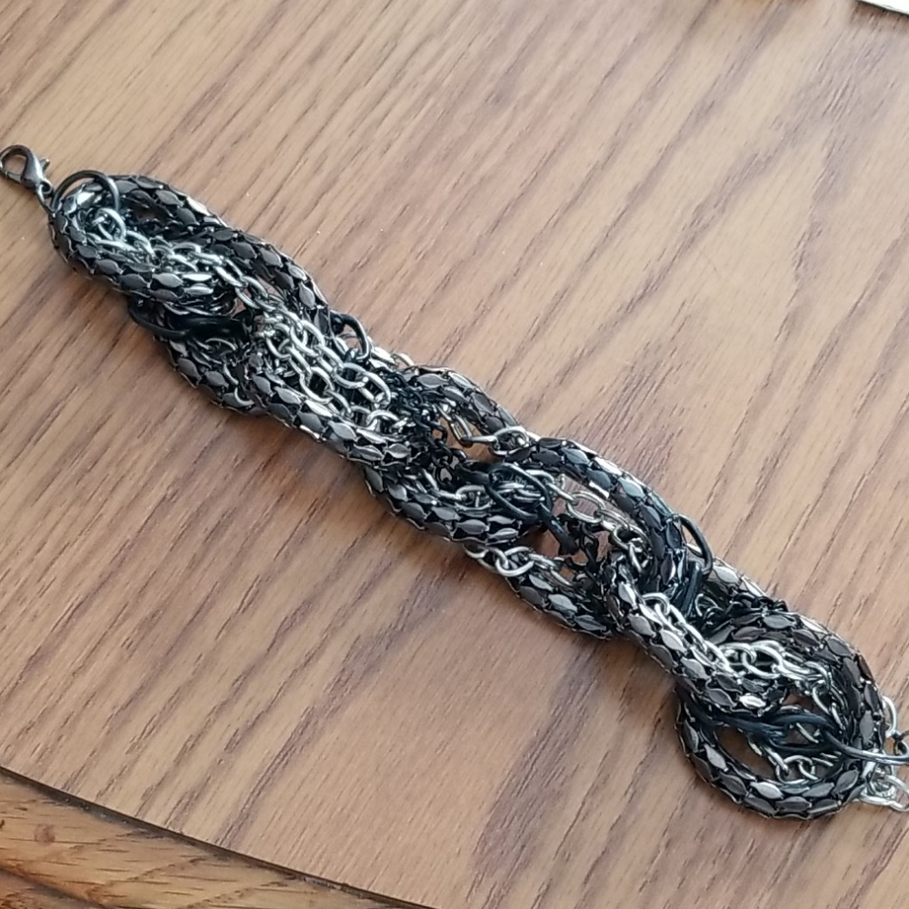 Chain link bracelet